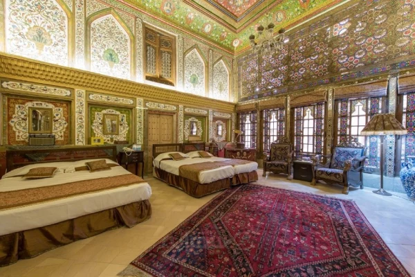 اتاق چهار هتل ملک التجار یزد